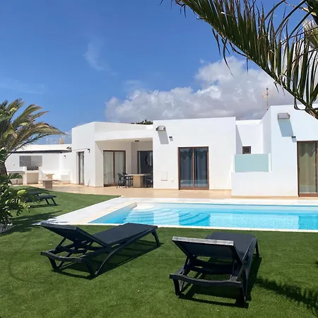 Casa Aday * פלאיה בלנקה